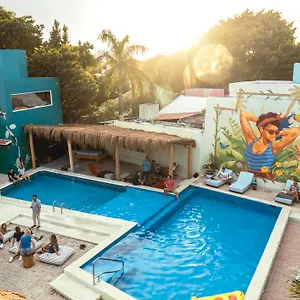 https://kin-mayab.quintano-roohotels.com